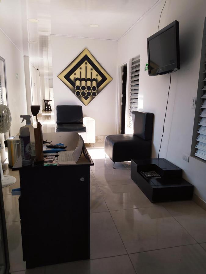 Hotel Brisas Del Norte Roldanillo Екстер'єр фото