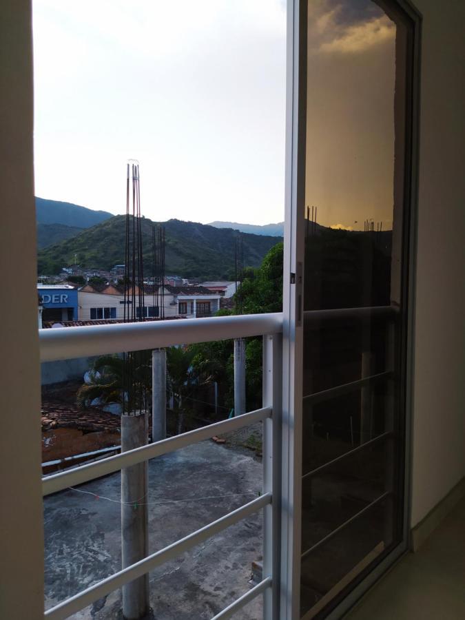 Hotel Brisas Del Norte Roldanillo Екстер'єр фото