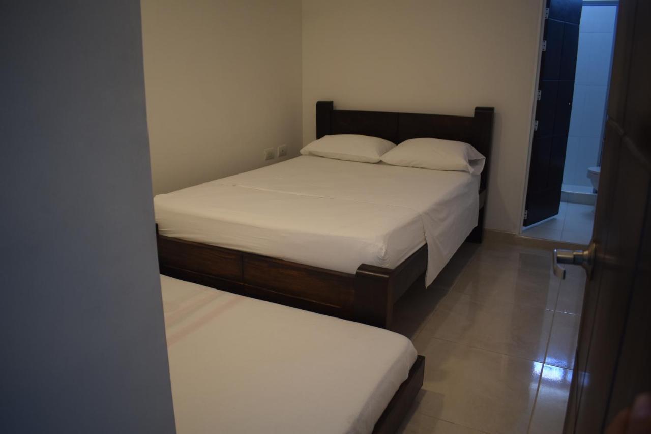 Hotel Brisas Del Norte Roldanillo Екстер'єр фото
